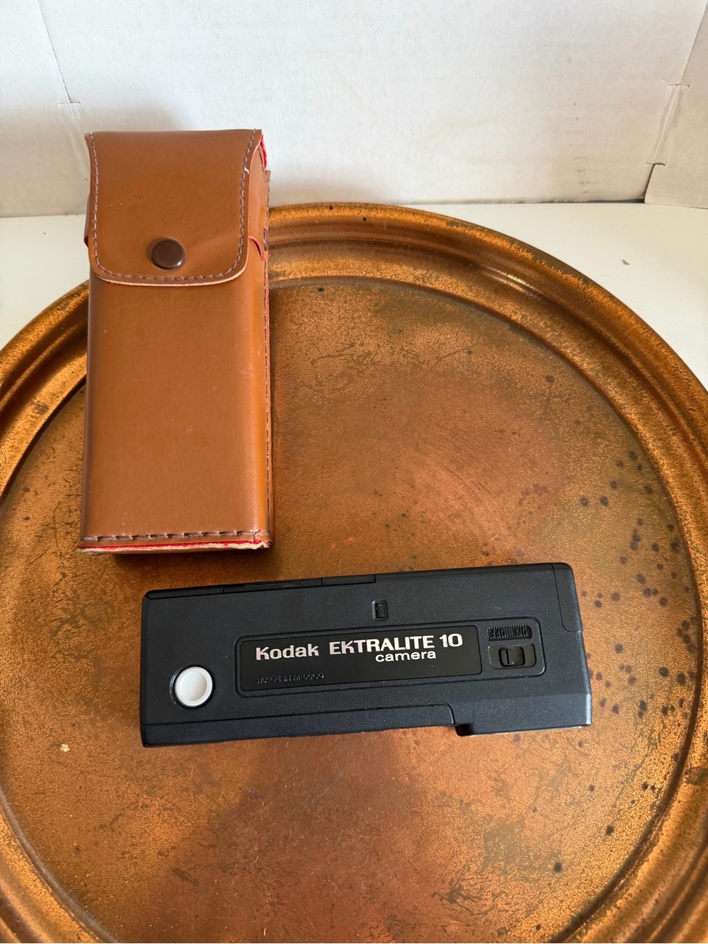 Kodak Ektralite 10 Camera in Black with Brown Case